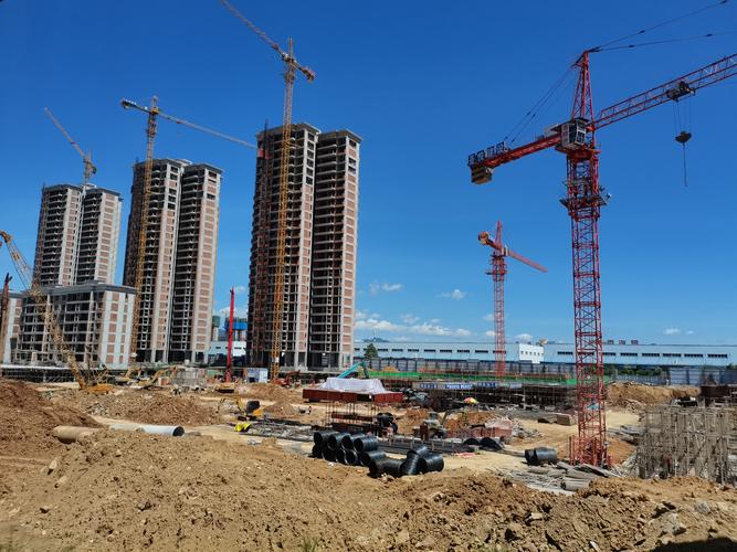 秀山房地产业平稳健康发展 房地产开发的新机遇与挑战